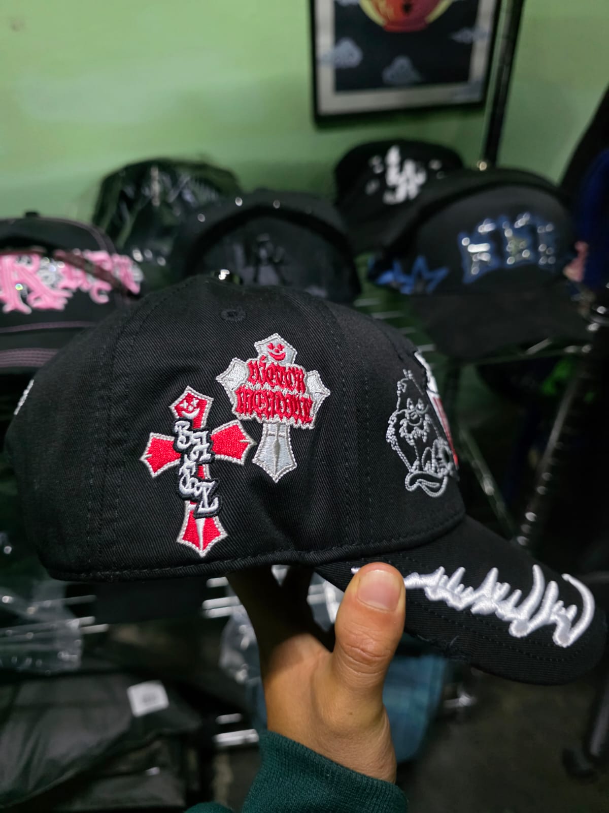 Gorra Baez X Victor Mendivil - Taz