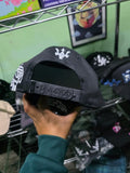 Gorra Baez X Victor Mendivil - Rico o Muerto